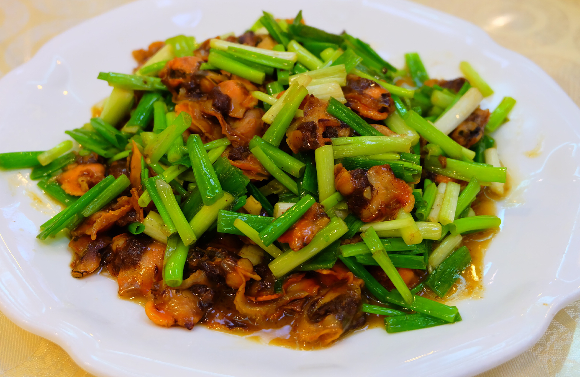 Stir-fried Clam Meat with Garlic Chives